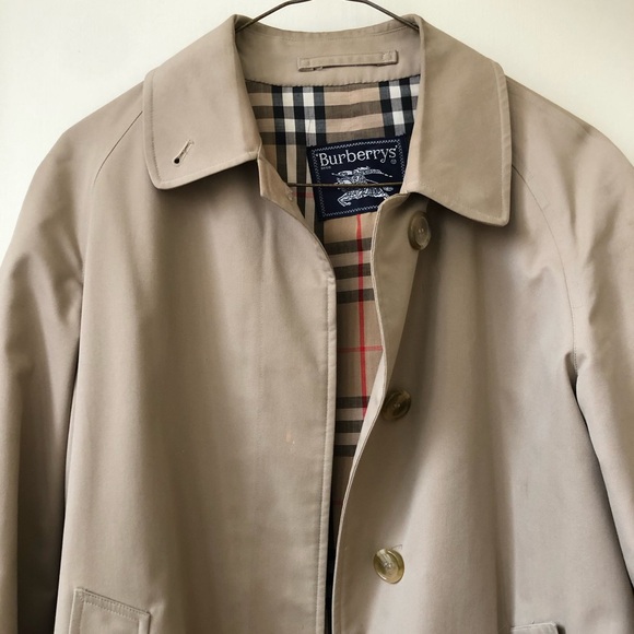 Rare Vtg Union Made Burberry Trench coat in Khaki - Picture 2 of 9